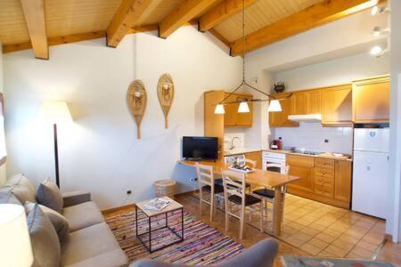 Apartamento Els Vinyals Estavar エクステリア 写真