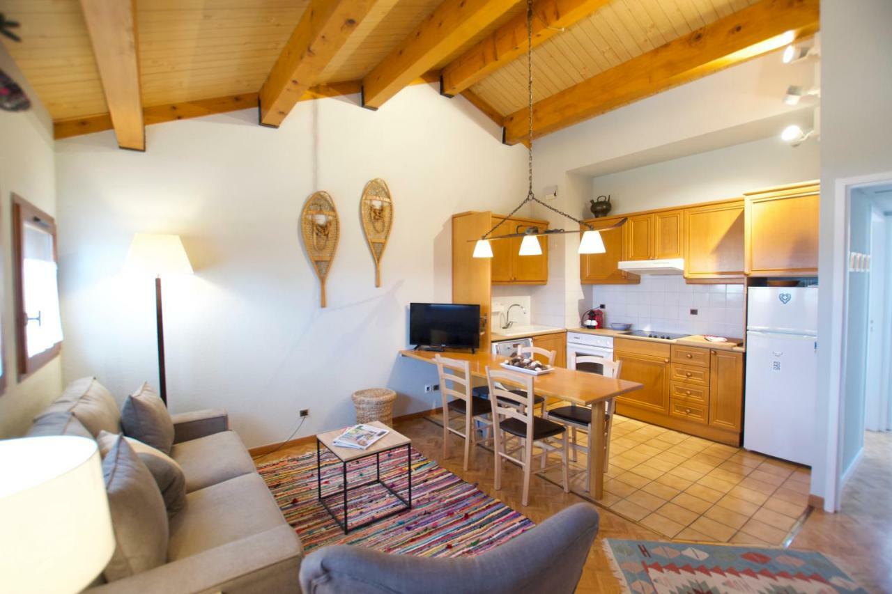 Apartamento Els Vinyals Estavar エクステリア 写真
